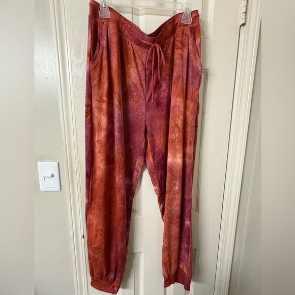 🔴Ninexis Tie-Dye Pants - Picture 2 of 3